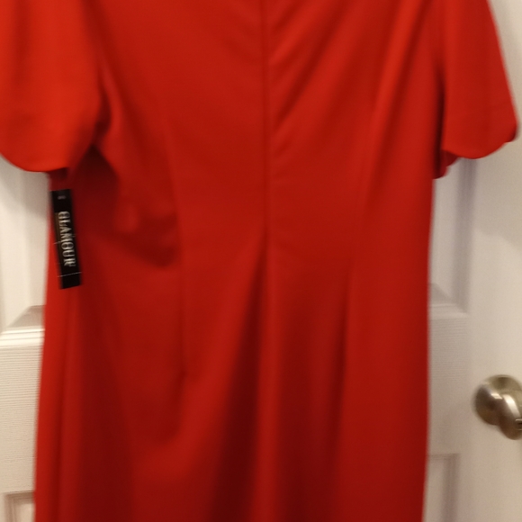 Dress - Picture 2 of 4